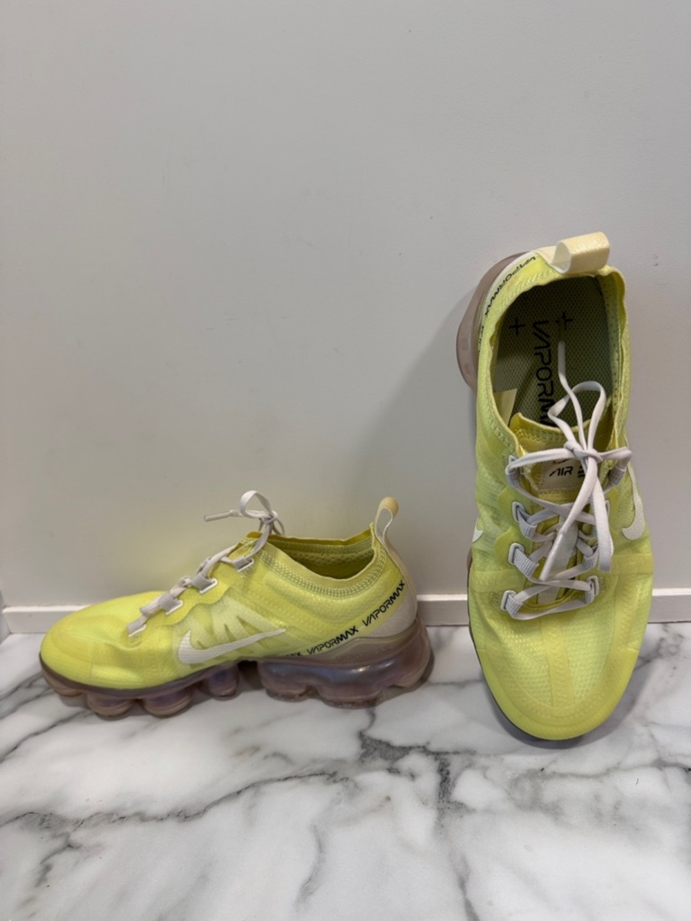 Nike Air VaporMax 2019 lime green SE women's sneakers size 7 - Picture 5 of 10